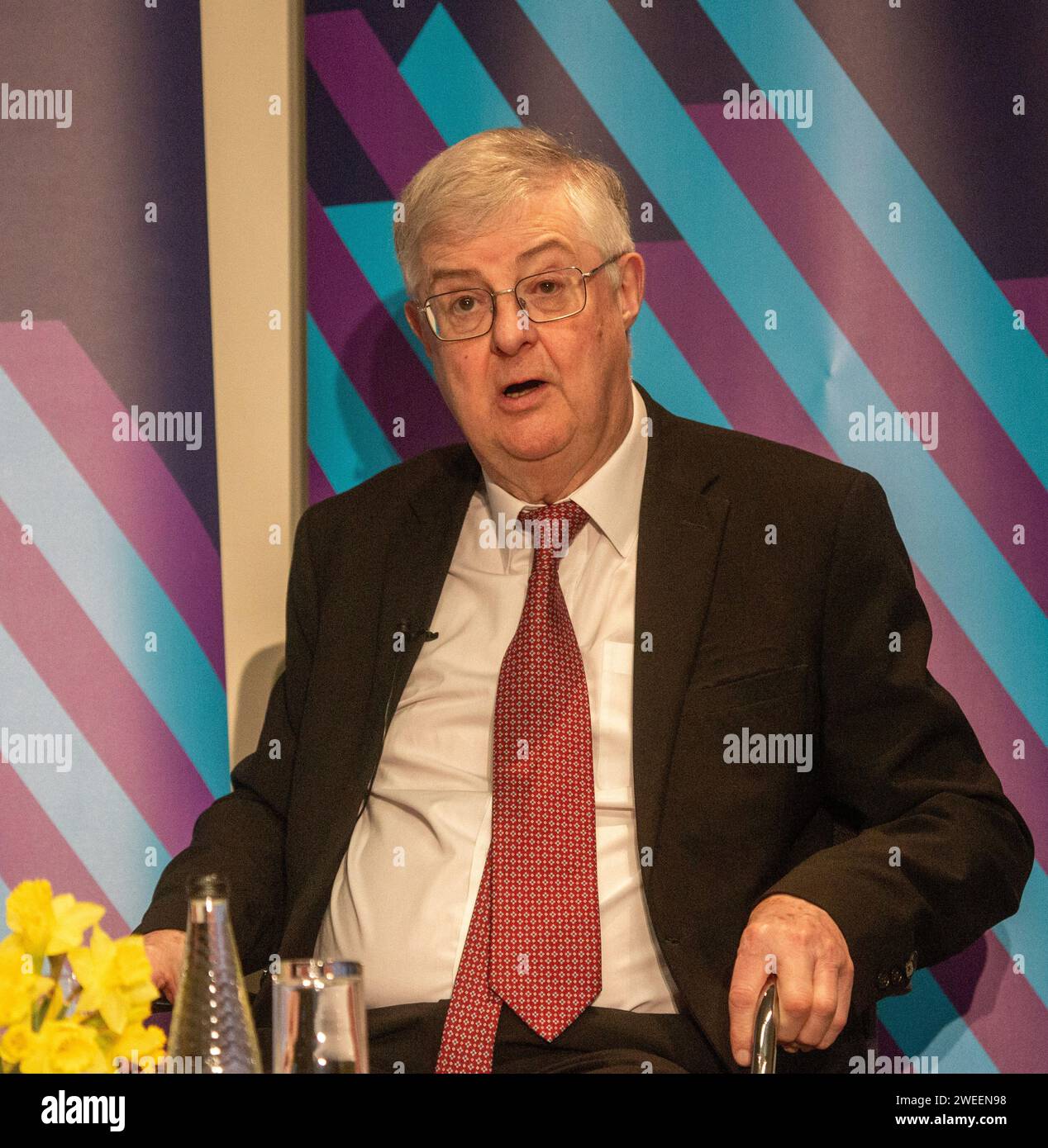 London, England, Großbritannien. Januar 2024. Der erste Minister von Wales MARK DRAKEFORD spricht im Institute for Government. (Kreditbild: © Tayfun Salci/ZUMA Press Wire) NUR REDAKTIONELLE VERWENDUNG! Nicht für kommerzielle ZWECKE! Stockfoto