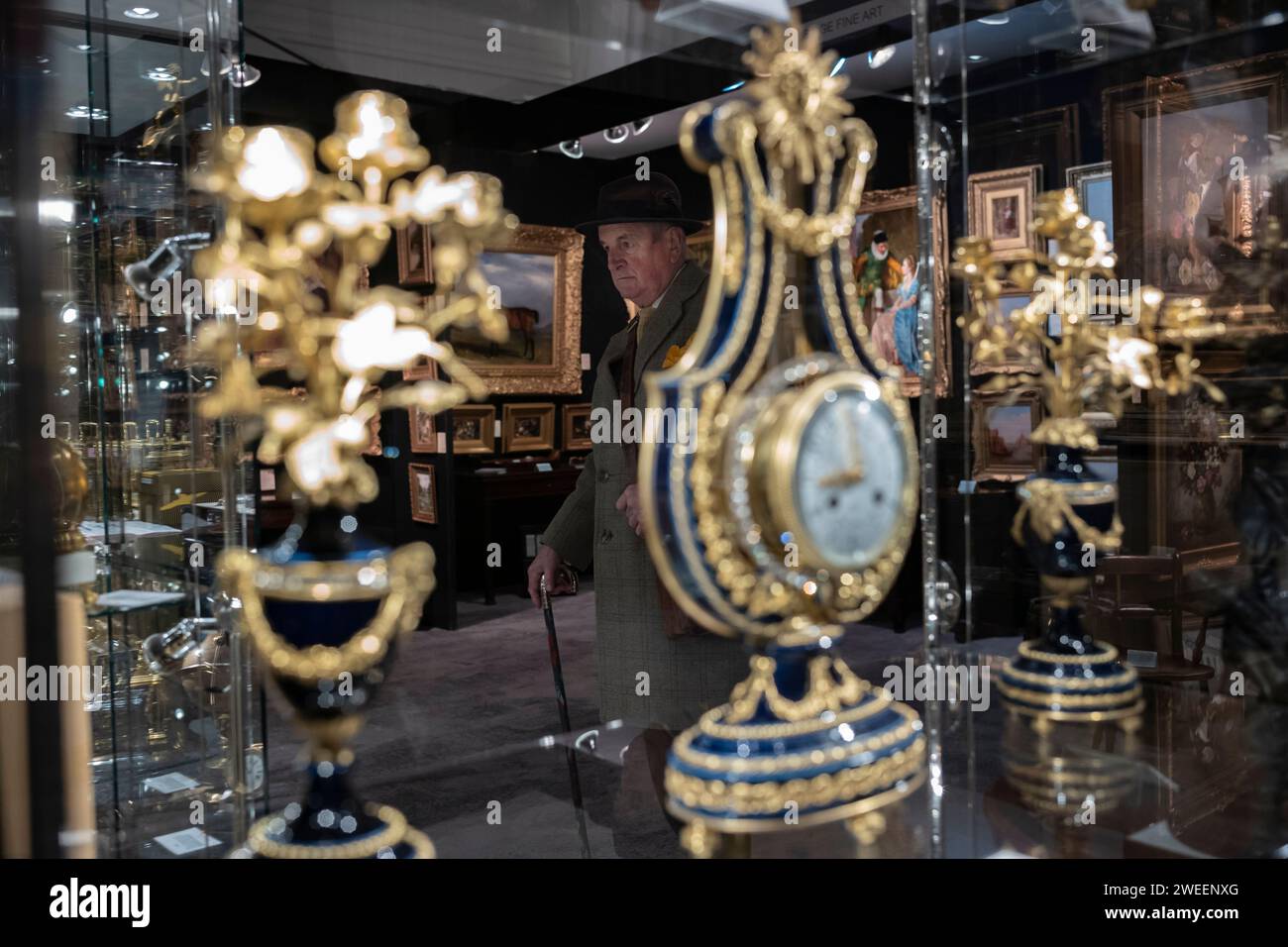 Mayfair Antiques & Fine Art Fair, Grosvenor Square, Mayfair, London, England, UK Stockfoto