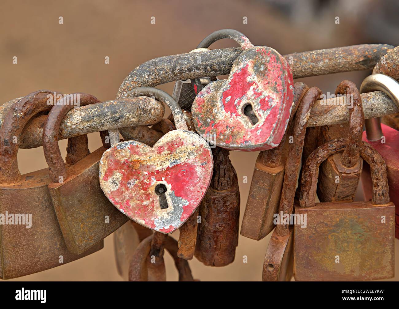 Love Heart Vorhängeschlösser Stockfoto