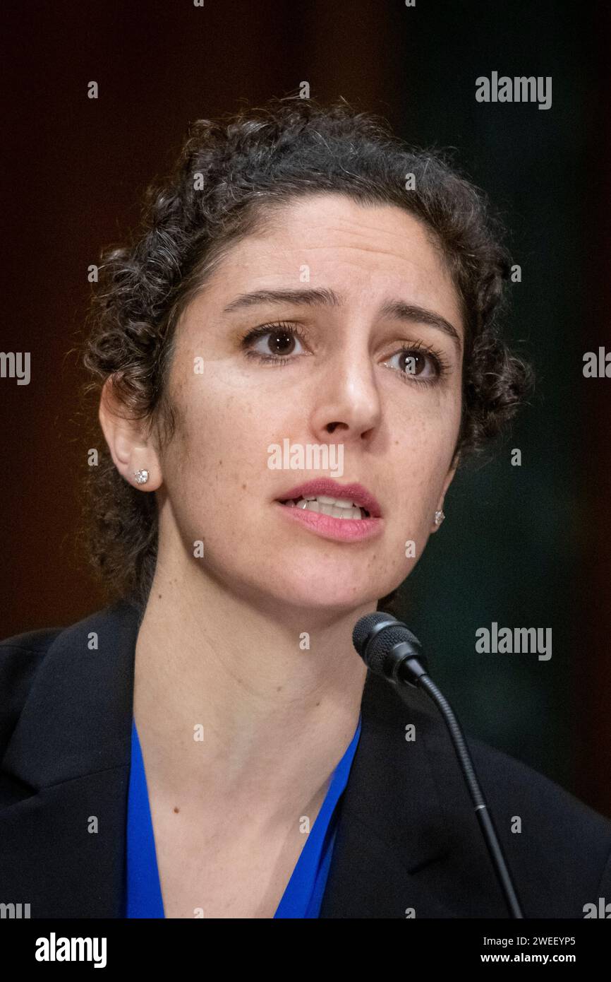 Rebecca Wexler, Assistenzprofessorin der LawUC Berkeley School of Law, Berkeley, Kalifornien, erscheint am Mittwoch, den 24. Januar 2024 im Senate Office Building in Washington, DC, vor einem Senate Committee on the Judiciary – SubCommittee on Criminal Justice and CounterTerrorism Hearing, um KI in strafrechtlichen Ermittlungen und Strafverfolgungen zu untersuchen. Quelle: Rod Lamkey/CNP/MediaPunch Stockfoto