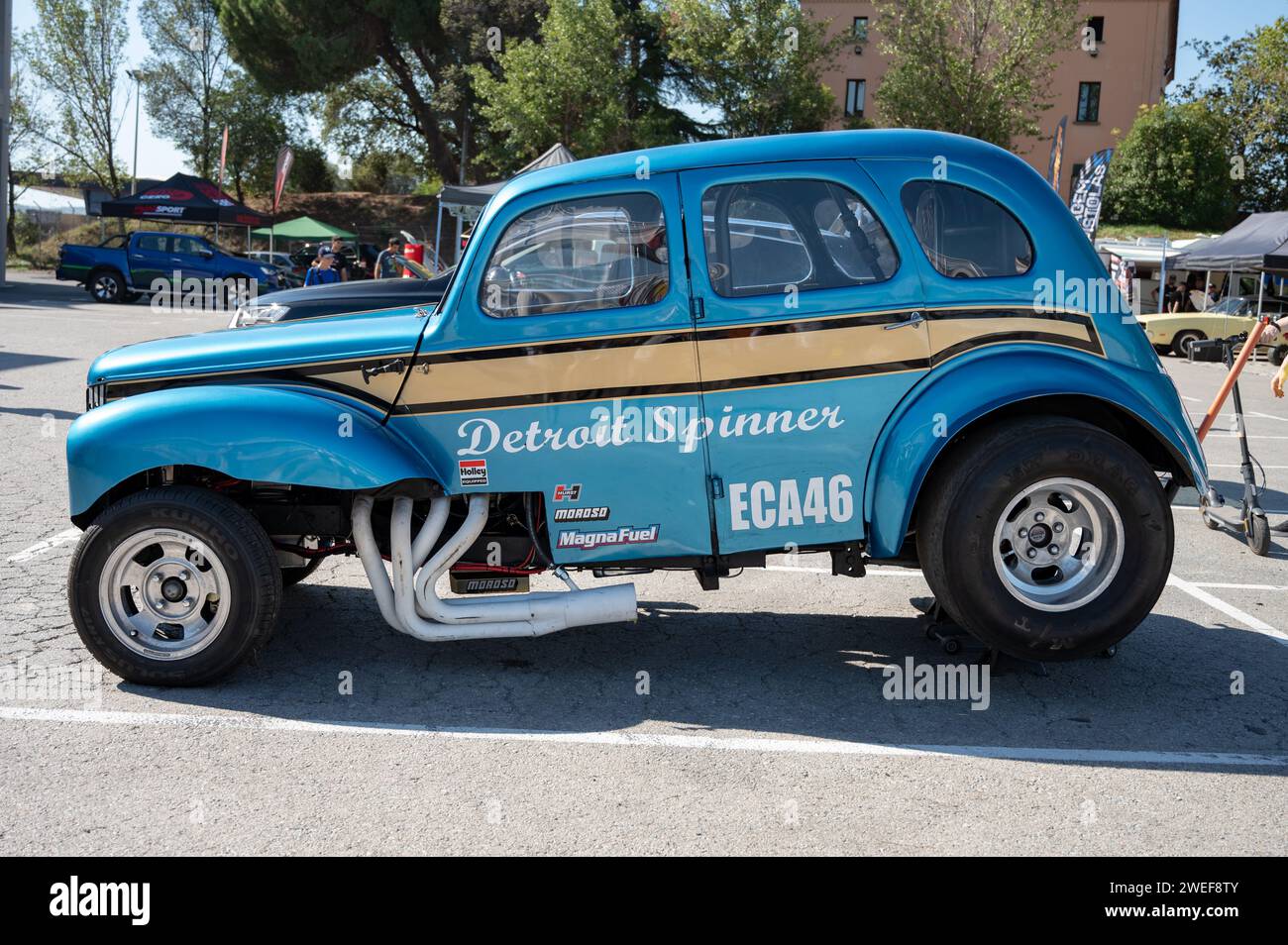 Detroit Spinner ist ein handgebauter Dragster, der auf einem alten Ford basiert. Stockfoto