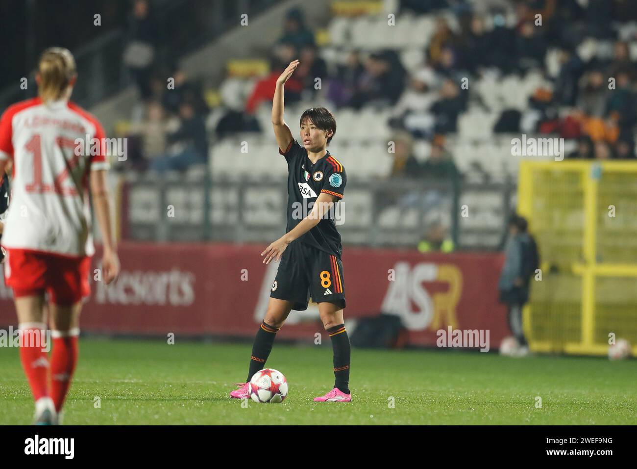 Saki Kumagai (Roma), 24. JANUAR 2024 - Fußball / Fußball : Gruppenphase der UEFA Women's Champions League am 5. Spieltag der Gruppe C zwischen AS Roma 2-2 FC Bayern München im Stadio Tre Fontane in Roma, Italien. (Foto: Mutsu Kawamori/AFLO) Stockfoto