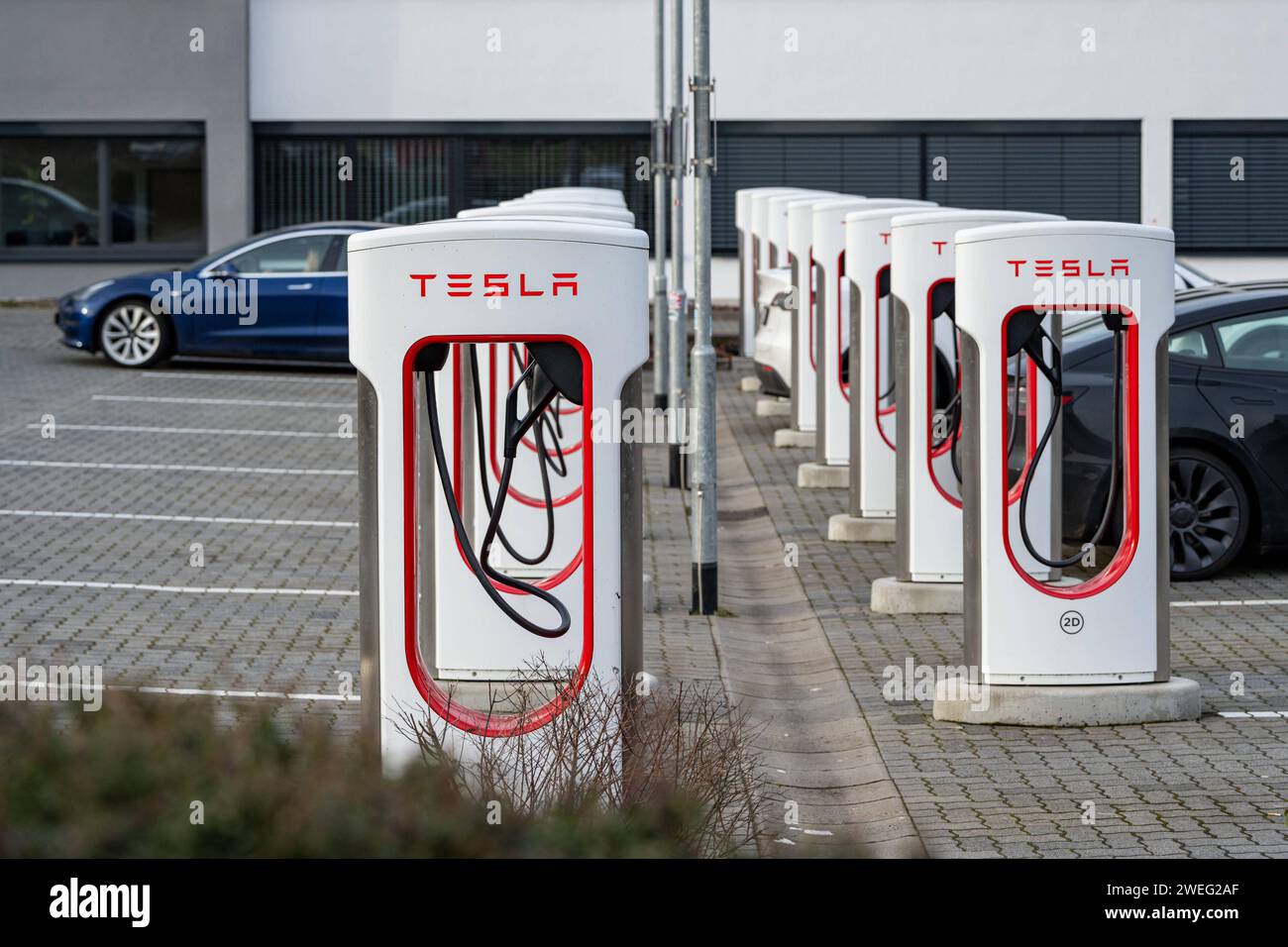 Tesla Supercharger Die Zukunft des ElektroautoLadens 25.01.2024