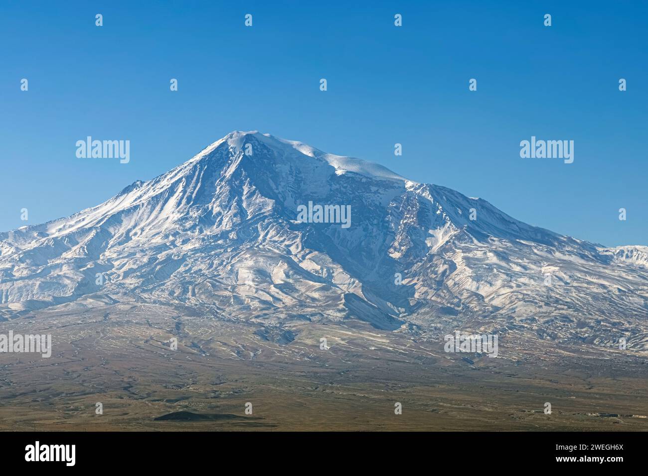 ARARAT (Ararat, Türkije) vom armenischen Territorium aus gesehen 5. Stockfoto