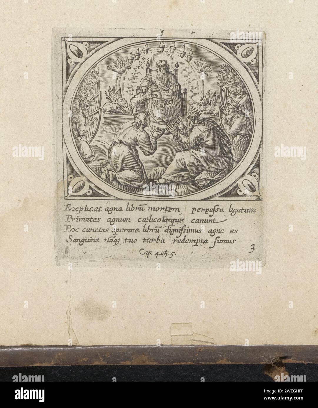 Gott auf seinem Thron, Adriaen Collaert (zugeschrieben), nach Jan Snellinck (I), 1646 Druck Gott der Vater, sitzend auf seinem Thron mit dem Buch mit den sieben Stempeln auf seinem Schoß und dem Lamm. Der Thron ist umgeben von den sieben Fackeln, den vier apokalyptischen Tieren und den 24 Ältesten, die Harfe spielen. Unter der Ausstellung ist ein lateinischer Hinweis auf den Bibeltext in op. 4-5. Dieser Ausdruck ist Teil eines Albums. Papier, das Gott auf seinem Thron graviert, umgeben von den 24 Ältesten (mit Kronen und Harfen) und den vier Bestien Stockfoto