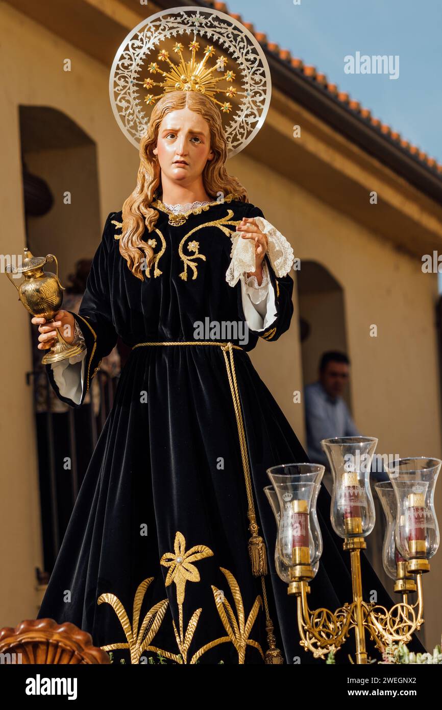 Zamora, Spanien - 7. April 2023: Skulptur Maria Magdalena während der Prozessionen der Heiligen Woche Stockfoto