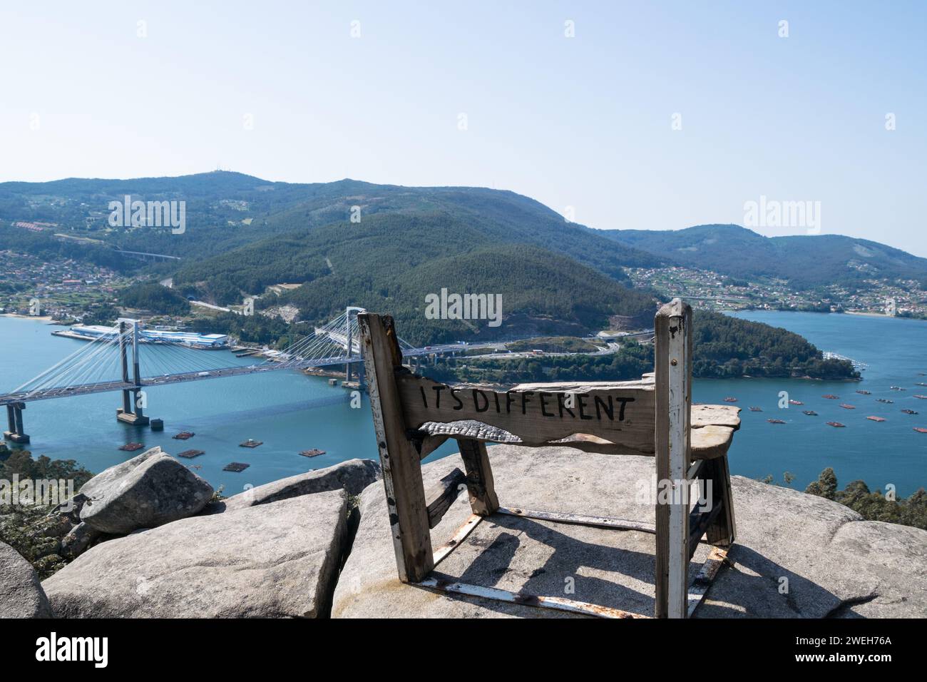 Blick auf eine der so genannten besten Bank der Welt in Vigo - Spanien Stockfoto