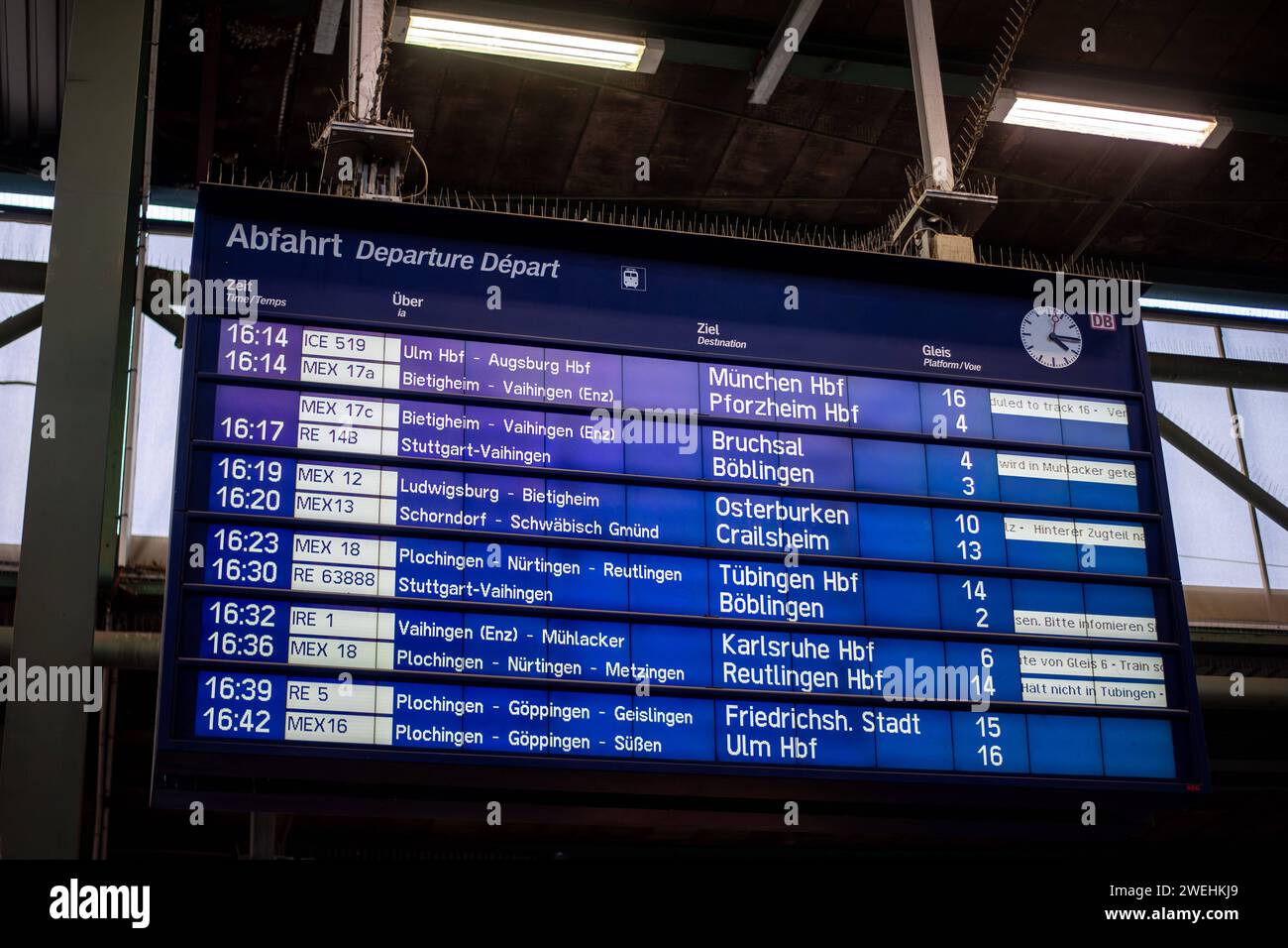 Stuttgart Symbolfoto / Themenfoto GDL Bahnstreik an Bahnhoefen in Baden ...