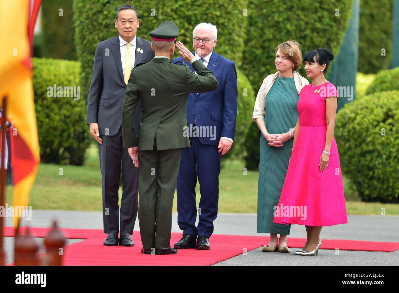 Thailand. Januar 2024. Srettha Thavisin Premierministerin und Finanzministerin eröffnet Regierungshaus begrüßen Dr. Frank-Walter Steinmeier, Bundespräsident der Bundesrepublik Deutschland, und seine Frau anlässlich seines offiziellen Besuchs in Thailand als Regierungsgast (offizieller Besuch) auf Einladung des Premierministers. (Foto: Vichan Poti/Pacific Press) Credit: Pacific Press Media Production Corp./Alamy Live News Stockfoto