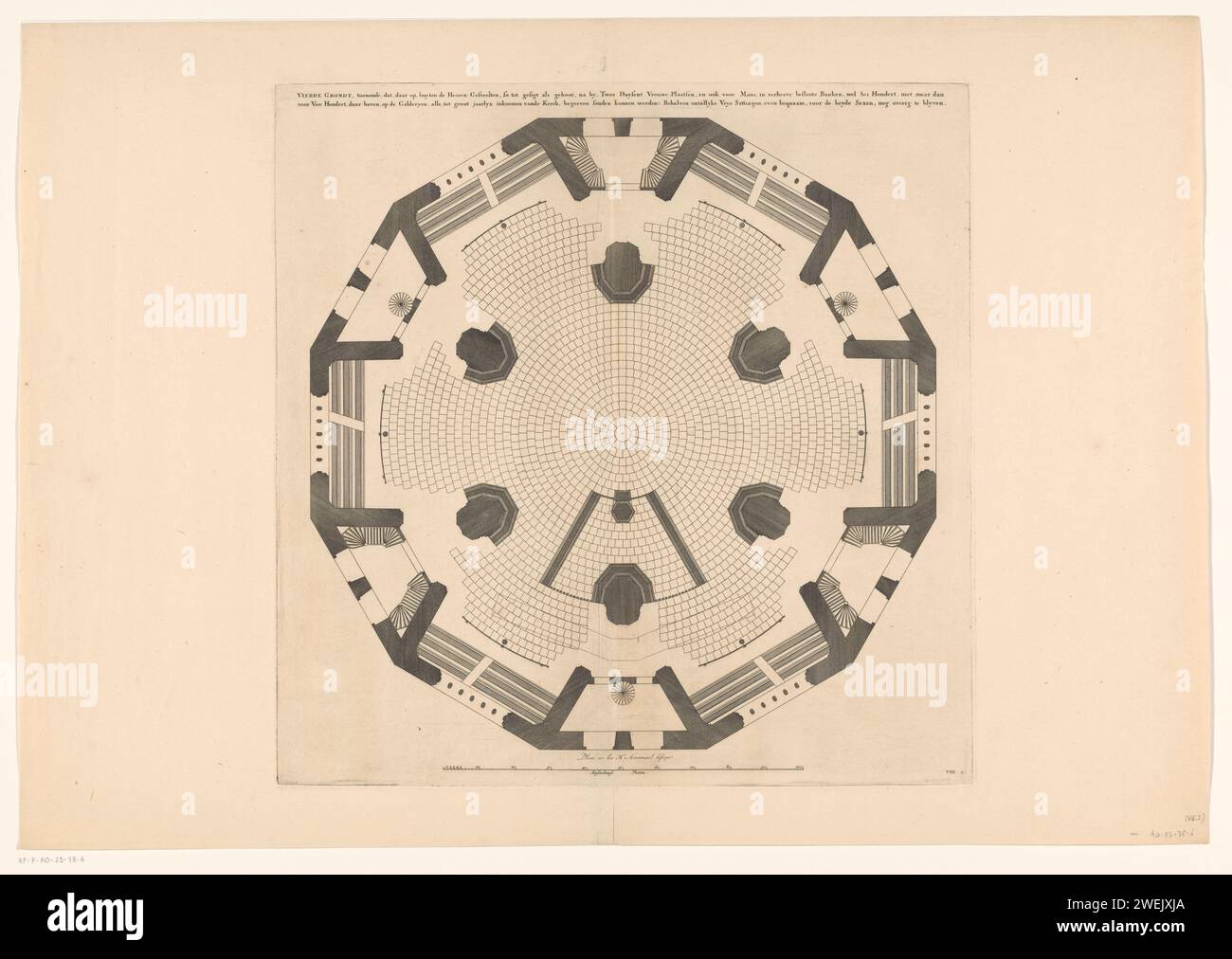 Karte mit der vierten Schicht einer Kuppelkirche für den Botermarkt in Amsterdam, Daniël Stopendaal (möglich), nach Nicolaas Listingh, ca. 1700 - 1705 drucken Karte mit der vierten Schicht einer Kuppelkirche für den Botermarkt, den heutigen Rembrandtplein in Amsterdam. Mit Sitzen. Unter einer Schüssel: 100 Amsterdam Fuß. Unten rechts nummeriert: VIII 2. Nicht ausgeführtes Architekturdesign. Papiergravurkirche (außen). Innenraum der Kirche. Plan  Architektur Botermarkt. Rembrandtplein Stockfoto