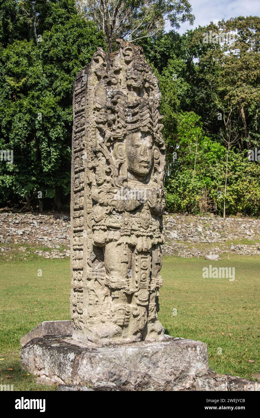 Stela B freistehende Skulptur in den Copan Mayan Ruinen, Copan Ruinas, Honduras Stockfoto