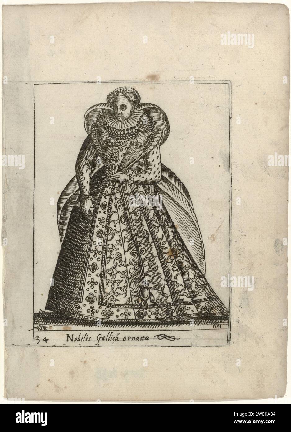 Die berühmte französische Ornatta, 1592–1594 gedruckt französische Dame, von früher gesehen, aus: Pietro Bertelli .... nein 34. Falte, Schleier mit Flügeln. Ärmel mit Bündchen. Klappbereich in der Hand. (Data Bianca) Kleid mit Papiergravur, Kleid (+ Damenkleidung). Mantel (+ Damenkleidung). Nackenausrüstung: Kragen (+ Damenbekleidung). Handschuhe, Fäustlinge usw. (+ Damenkleidung). Kopfbedeckung (BOOGMUTS) (+ Damenbekleidung). Kleidung für den oberen Teil des Körpers (mit NAME) (+ Damenkleidung). Rock (+ Damenkleidung) Stockfoto