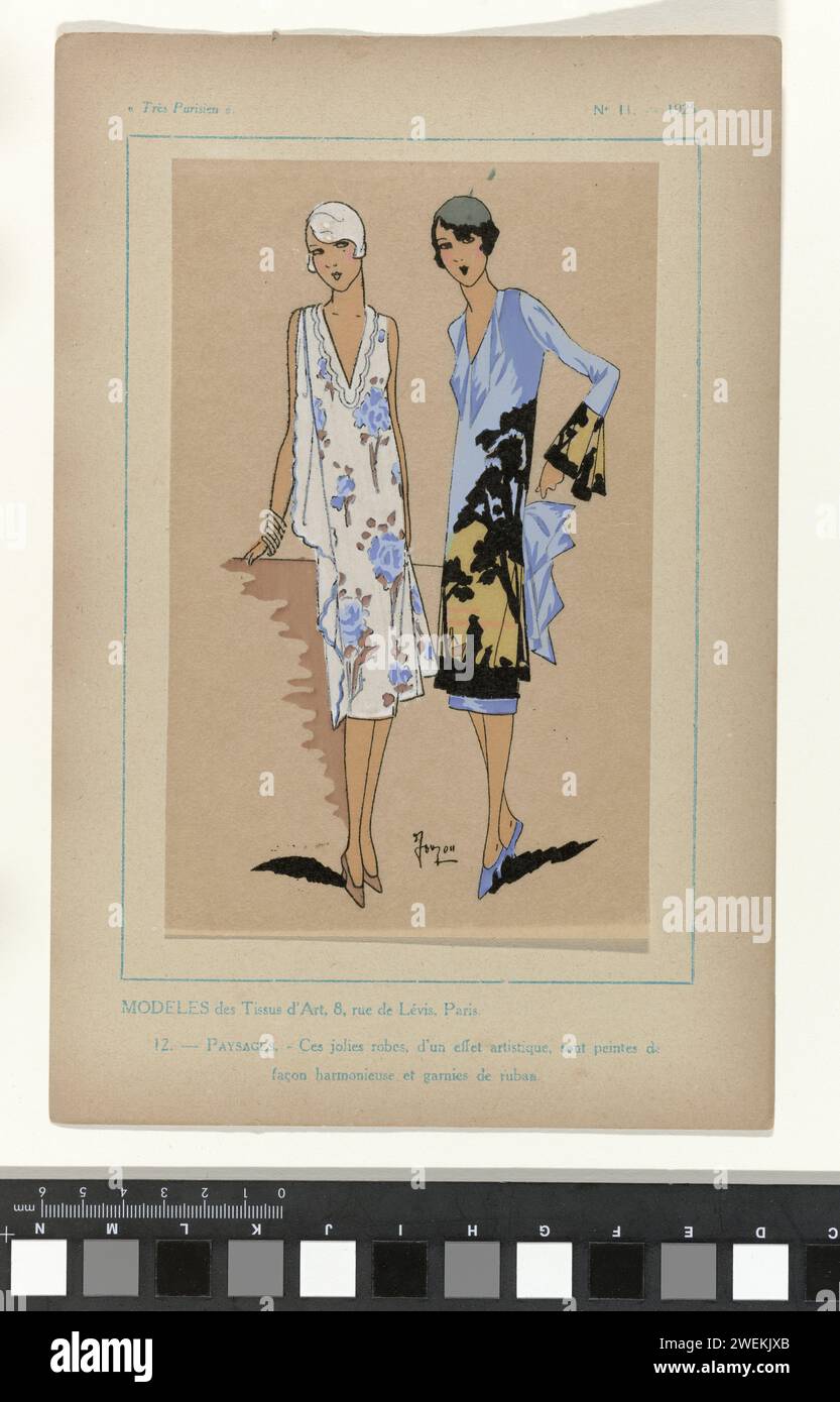 Sehr Pariser, 1925, nein 11, Pl. 12: Models of Art Fabrics - Landscapes, 1925 zwei „künstlerische“ Kleider aus bemaltem Stoff. Druck aus dem Modemagazin Très Parisien ... La Mode, Le Chic, L'élégance (1920-1936) Papier, Buchdruck Mode Teller. Kleid, Kleid: Tageskleid (+ Damenkleidung). Armband, Armband (+ Damenkleidung) Stockfoto