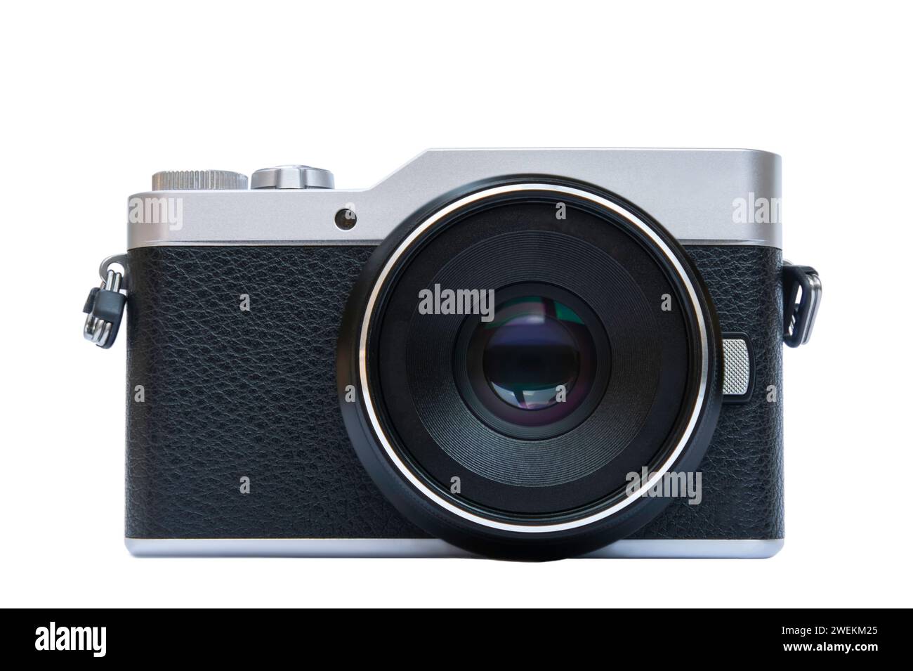 Kamera im Retro-Stil, Vorderansicht auf weißem Hintergrund Stockfoto