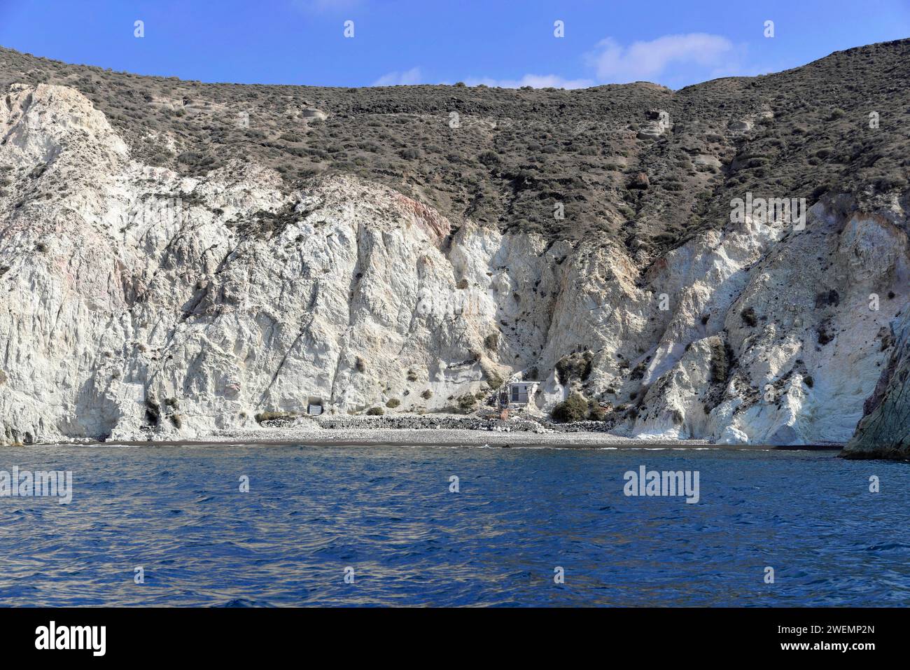 Südküste, Felsküste bei Akrotiri, Santorini. Kykladen, Griechenland Stockfoto