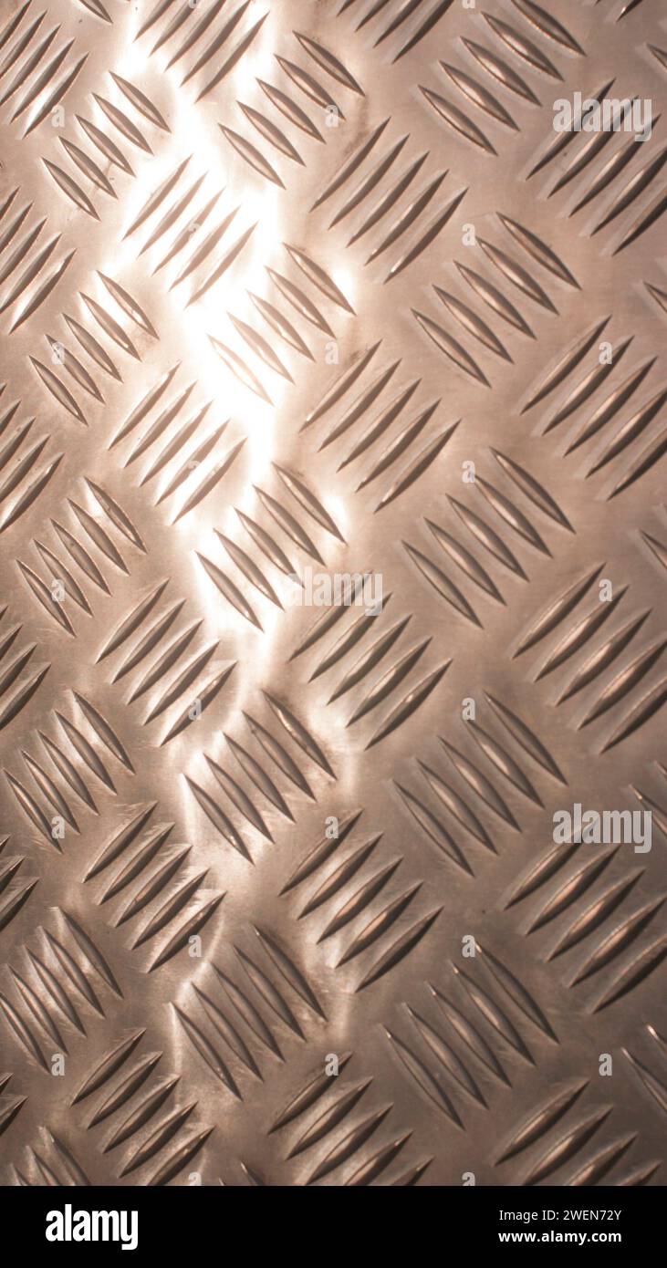 Sonnenlichtreflexion auf Metalloberfläche Stockfoto