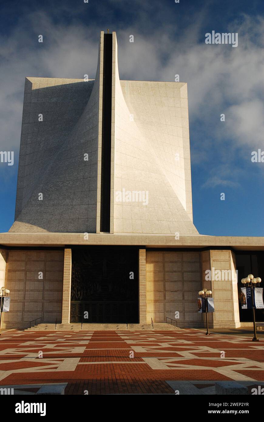 Die moderne St. Mary’s Cathedral ist das Zentrum der katholischen Erzdiözese in San Francisco Stockfoto