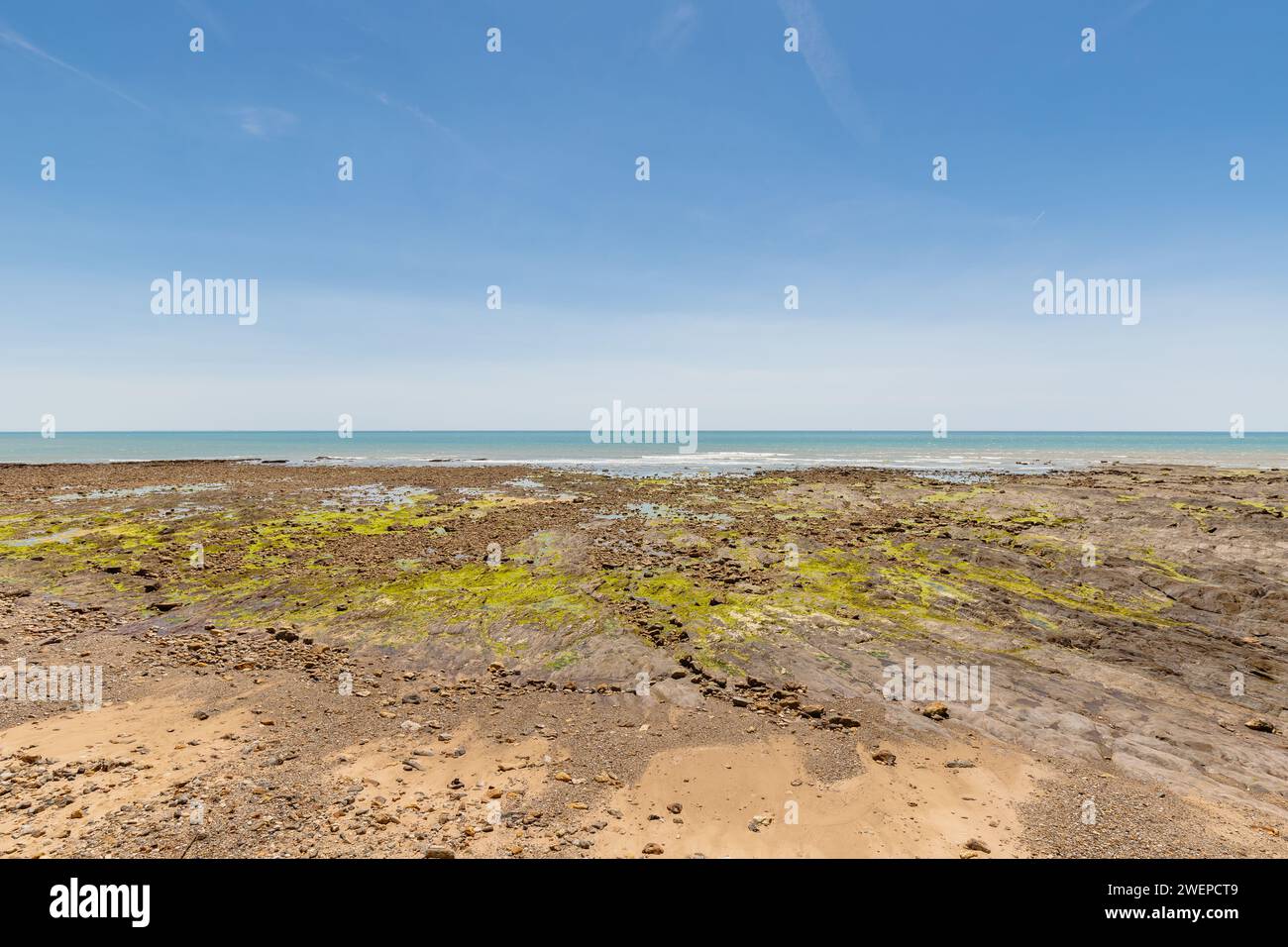 Blick auf den Strand von La Mine in Jard sur Mer, Frankreich an einem Sommertag, Vendée, Frankreich Stockfoto
