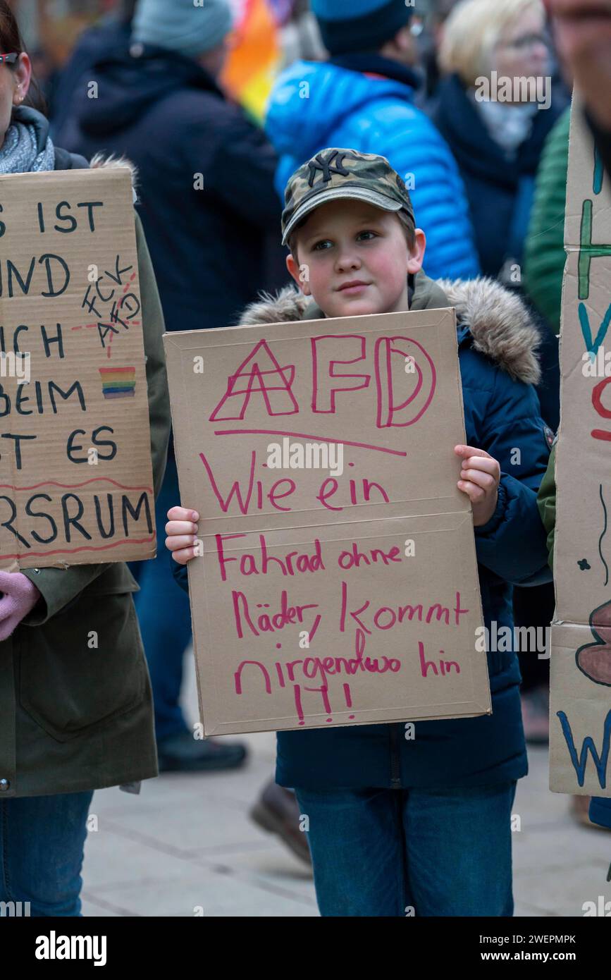 Demonstration gegen die AFD und Rechtsradikalismus in Herne, NRW ...