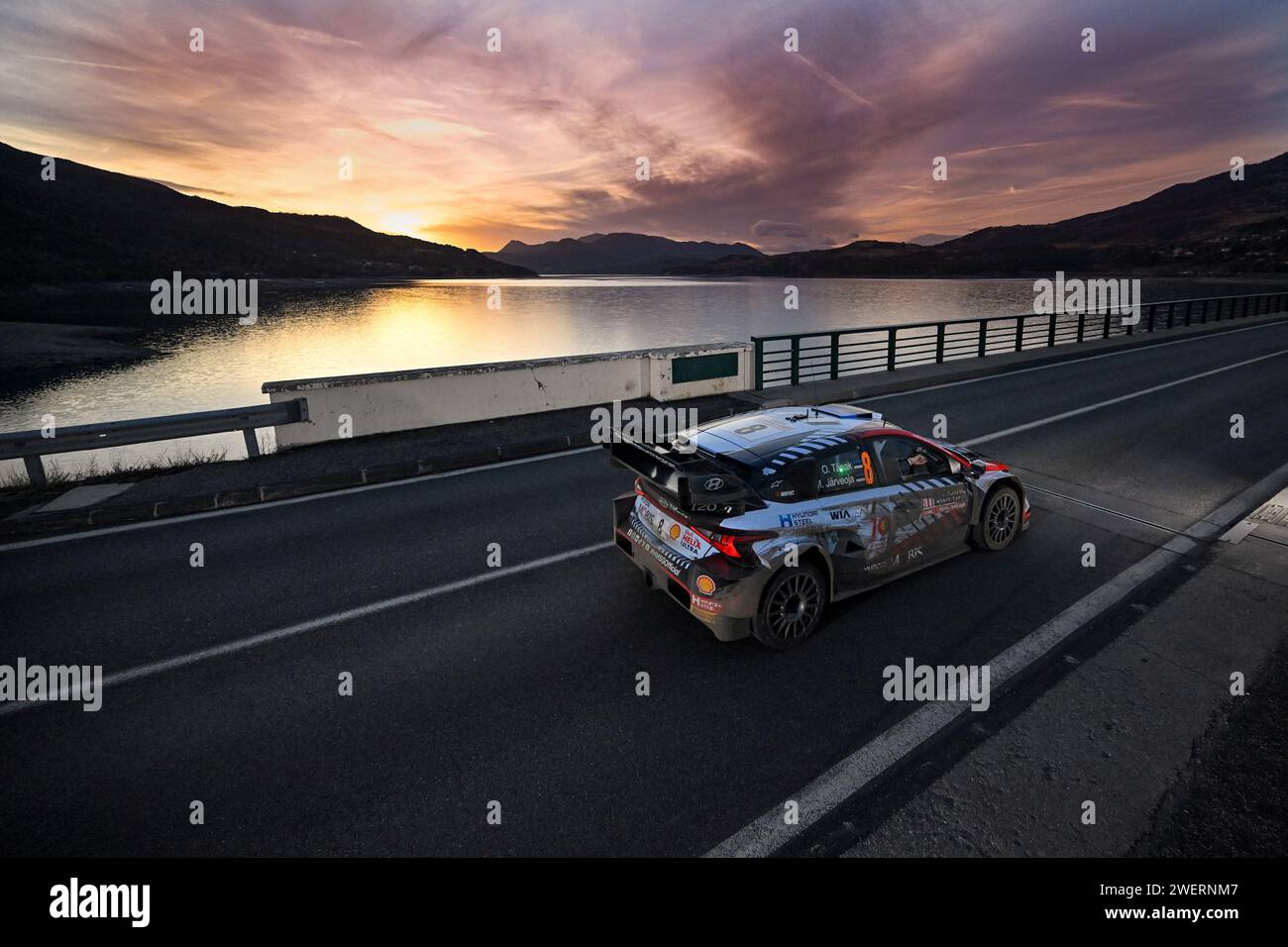 Gap, Fürstentum Monaco. Januar 2024. Sie Stehen An Zwei Renntagen, Während Der Fia World Rally Championship Wrc Rallye Automobile Monte-Carlo 2024 26. Januar Gap, Frankreich Credit: Independent Photo Agency/Alamy Live News Stockfoto