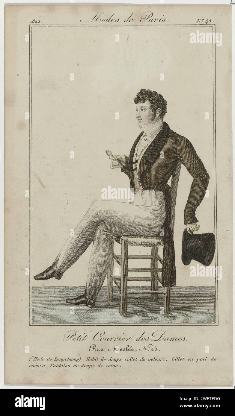 Kleine Post der Damen, 1822, nein 45: Wappen der Kragenblätter (...), 1822 'Fashion de Longchamp'. Mann, sitzt auf einem Stuhl, gekleidet in einem "Angewohnheit" van Laeken mit Samtkragen. Weste aus Ziegenwolle auf einer Baumwollhose. Hemd mit Plisseedetail. Zubehör: Geknüpftes Nackentuch, Krawattennadel, Lorgnet mit Kordel, Handschuhe, Hut, Schuhe mit Absatzschuhen und quadratischen Nasen. Druck aus dem Modemagazin Petit Courrier des Dames (1821-1868). Papiergravur von Modetafeln. Hosen, Hosen usw. (PANTALON) (+ Herrenkleidung). Kleidung für den oberen Teil des Körpers (WESTE) (+ Herrenkleidung). Mantel (+ Herren-Clo Stockfoto