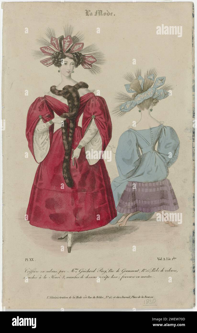 Fashion, 1830, Vol. 2 liv. 1.ere, pl. 20: Ruban Coeffure, von Mrs. Guichard Pavy (...), 1830 Coiffure mit Bändern, von Guichard Pavy. Japon aus Samt mit 'Heats à la Henri 3'. Subdemes von „Crepe lisse“. Stola van Marterbont. Weiteres Zubehör: Ohrringe, Armbänder um beide Handgelenke, Handschuhe, Fächer, Schuhe mit gekreuzten Reifen und quadratischen Nasen. Druck aus dem Modemagazin La Mode (1829-1855). Papiergravur/Ätzen von Modeplatten. Kleid, Kleid (+ Damenkleidung). Friseurstile - AA -  Frauen. Handschuhe, Fäustlinge usw. (+ Damenkleidung). Kleidung für den oberen Teil des Körpers (+ Fell Stockfoto