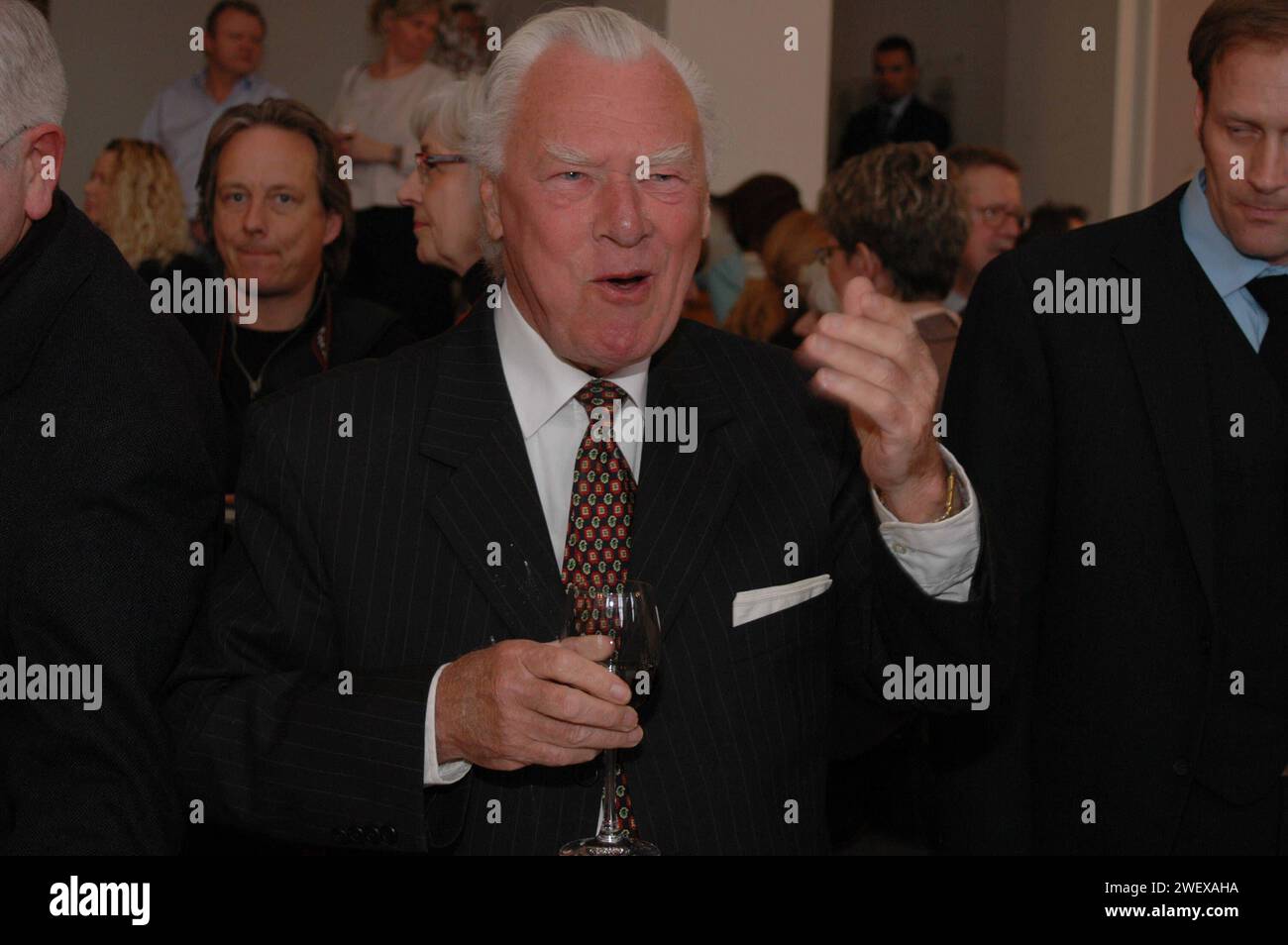 90-jähriges Jubiläum der dänischen konverativen politischen Partei, dänischer Außenminister per Stig MoellerMøllerformer, Premierminister Poul Schulter, Pressesprecher anders Fogh Rasmussen und Vize-Premierminister und leder der konverativen Partei Bendt Bendtsen in Christiansborg Kopenhagen Dänemark Februar 22,2006 Stockfoto