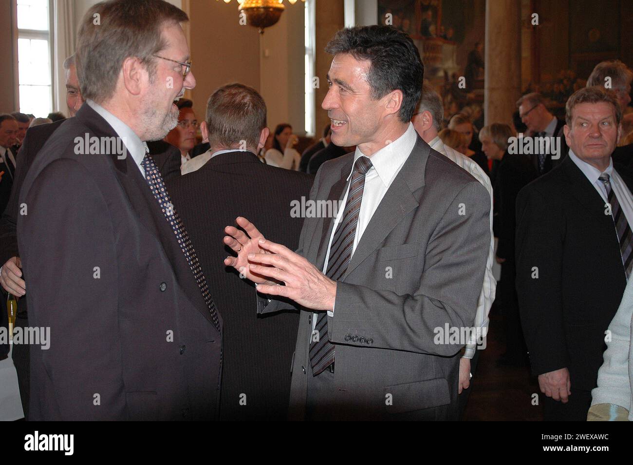 90-jähriges Jubiläum der dänischen konverativen politischen Partei, dänischer Außenminister per Stig MoellerMøllerformer, Premierminister Poul Schulter, Pressesprecher anders Fogh Rasmussen und Vize-Premierminister und leder der konverativen Partei Bendt Bendtsen in Christiansborg Kopenhagen Dänemark Februar 22,2006 Stockfoto