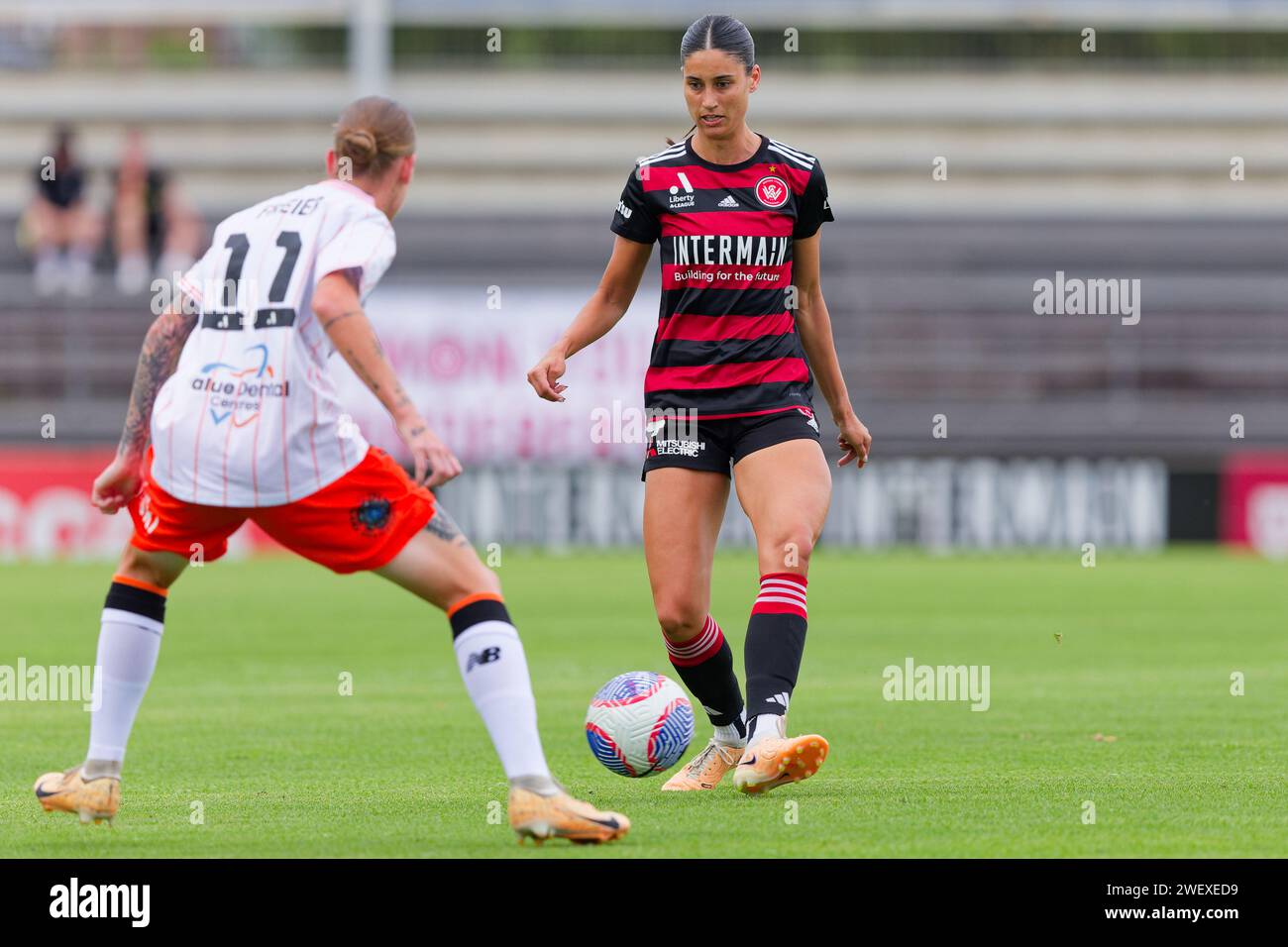 Sydney, Australien. Januar 2024. Madison McComasky von den Wanderers kontrolliert den Ball während des A-League Women Rd14-Spiels zwischen Western Sydney Wanderers und Brisbane Roar am 27. Januar 2024 im Marconi Stadium in Sydney, Australien Credit: IOIO IMAGES/Alamy Live News Stockfoto