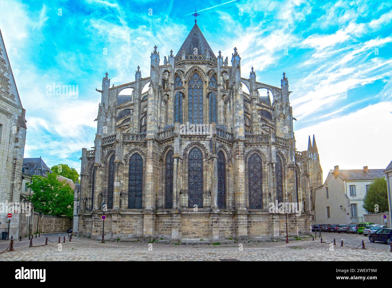 Tours Kathedrale, römisch-katholische Kirche in Tours, Indre-et-Loire, Frankreich, gewidmet dem Heiligen Gatianus, gotische Architektur, gebaut dazwischen Stockfoto