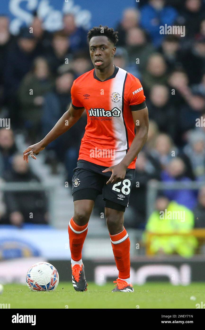 Liverpool, Großbritannien. Januar 2024. Youssef Chermiti von Everton in Aktion. Emirates FA Cup, Spiel der 4. Runde, Everton gegen Luton Town im Goodison Park in Liverpool am Samstag, den 27. Januar 2024. Dieses Bild darf nur für redaktionelle Zwecke verwendet werden. Nur redaktionelle Verwendung, Bild von Chris Stading/Andrew Orchard Sportfotografie/Alamy Live News Credit: Andrew Orchard Sportfotografie/Alamy Live News Stockfoto