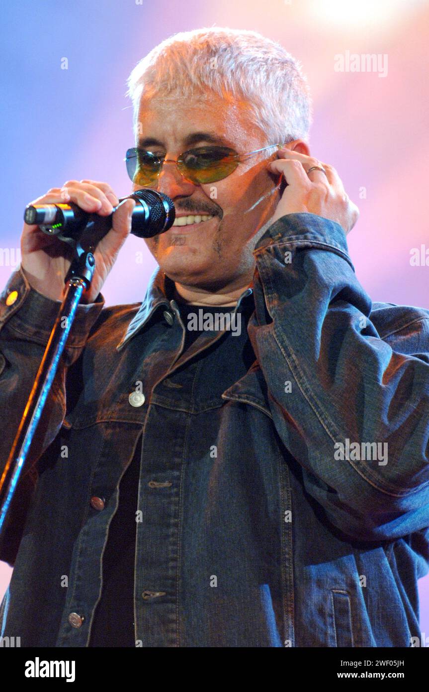 Neapel Italien 01 06 2006 : Pino Daniele im Konzert während der Musikveranstaltung Festivalbar 2007 Stockfoto