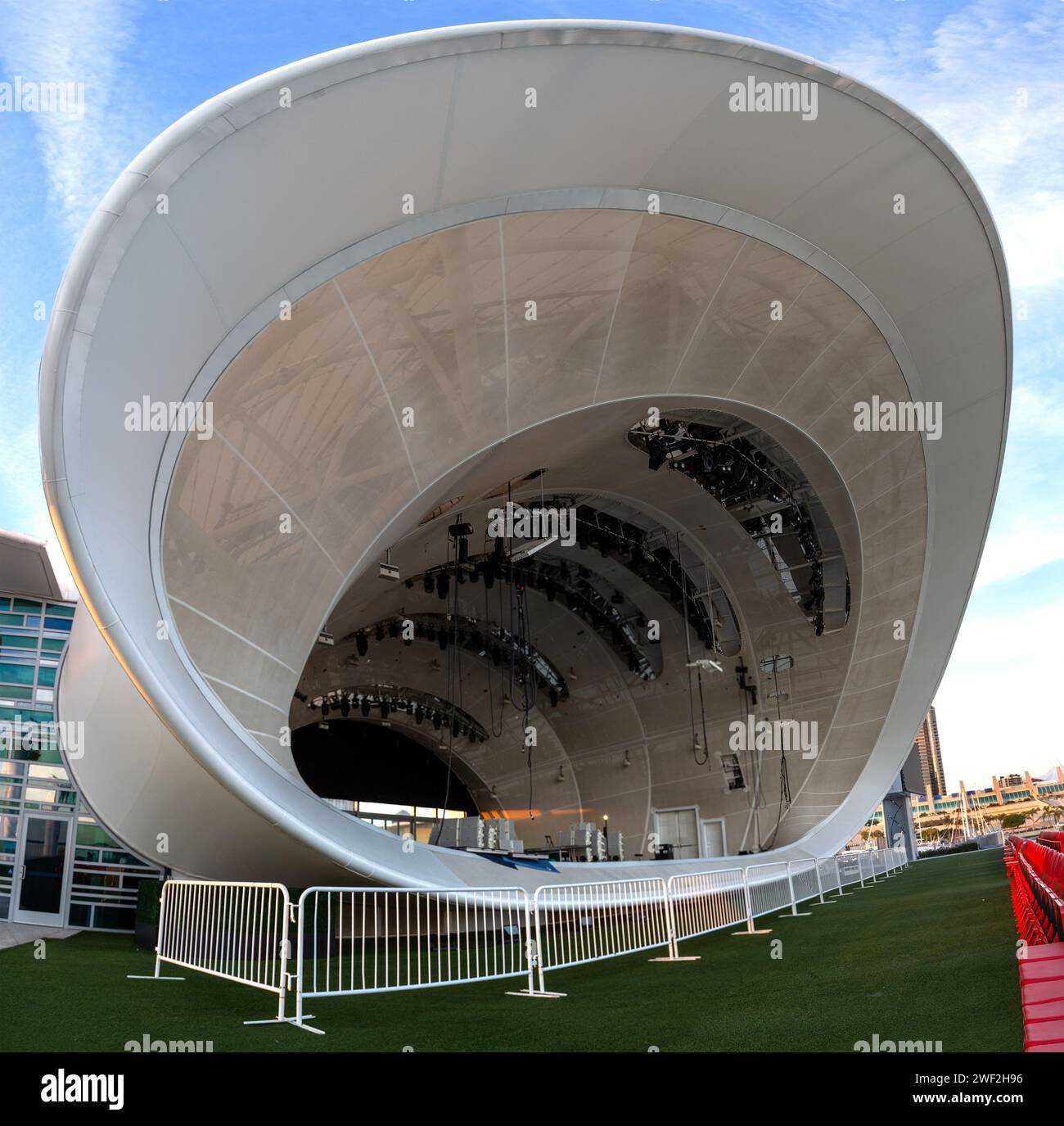 Rady Shell State at Jacobs Park, moderner Veranstaltungsort für Outdoor-Symphonie-Konzerte. San Diego California Embarcadero Marina Park South Stockfoto