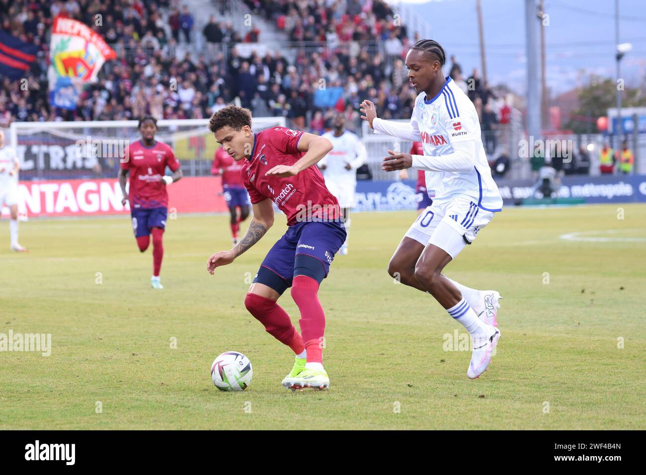 Thierry LARRET/MAXPPP. Fußball. Ligue 1 Uber Isst. Clermont Foot 63 gegen RC Straßburg. Stade Gabriel Montpied. Clermont-Ferrand (63) le 28 janvier 2024. BORGES Neto (CLR) Credit: MAXPPP/Alamy Live News Stockfoto