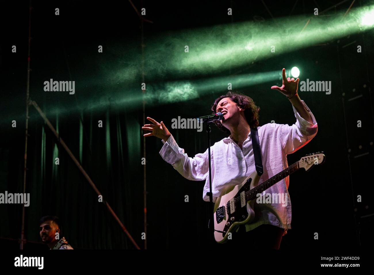 Cartagena, Spanien. Juli 2023. Die spanische Rockband Arde Bogota trat während ihres Auftritts beim La Mar de Musicas Festival in Cartagena auf. © ABEL Stockfoto