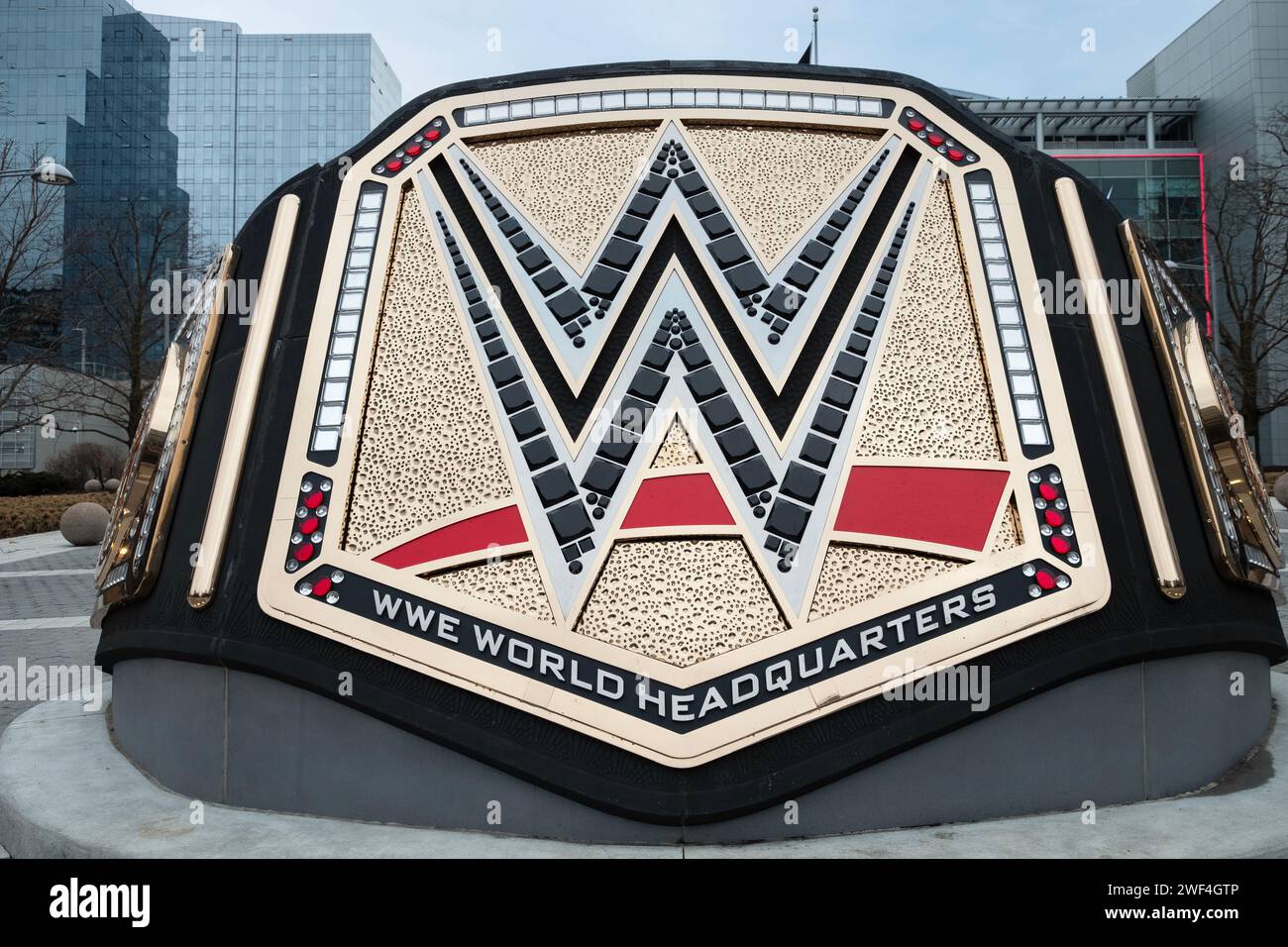 Das Äußere des Hauptquartiers der WWE, World Wrestling Entertainment an der East Main Street in Stamford, Ct. Stockfoto