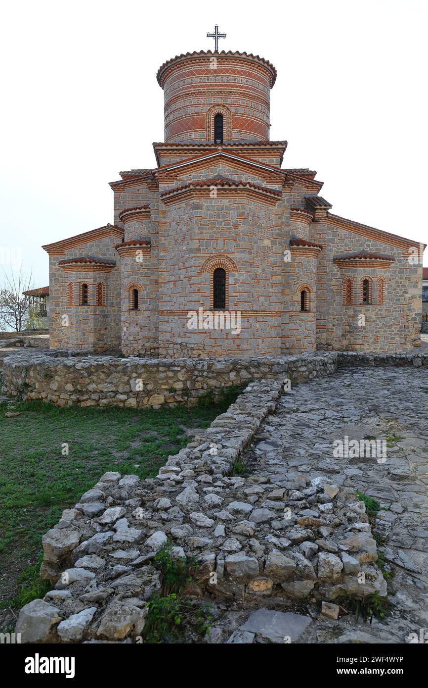 284 Kirche der Heiligen Clemens und Panteleimon - Crkva Sveti Kliment i Pantelejmon - 2002 nach einem Original von 863 n. Chr. umgebaut. Ohrid-Nordmazedonien. Stockfoto