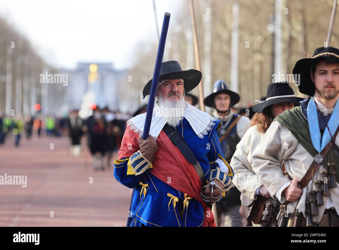 Die englische Bürgerkriegsgesellschaft nahm an ihrem jährlichen marsch auf der Mall Teil, um an Könige Karl I. zu erinnern, der am 30. Januar 1649 in Großbritannien zum Märtyrer wurde Stockfoto