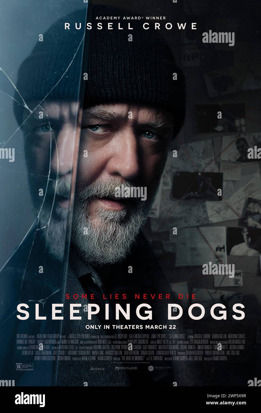 Sleeping Dogs (2024) von Adam Cooper mit Karen Gillan, Russell Crowe und Marton Csokas. Ein Ex-Morddetektiv (Russell Crowe) mit Gedächtnisverlust wird gezwungen, einen brutalen Mord aufzulösen, nur um erschreckende Geheimnisse aus seiner vergessenen Vergangenheit aufzudecken. US-Poster mit einem Blatt ***NUR FÜR REDAKTIONELLE ZWECKE***. Kredit: BFA / The Avenue Entertainment Stockfoto