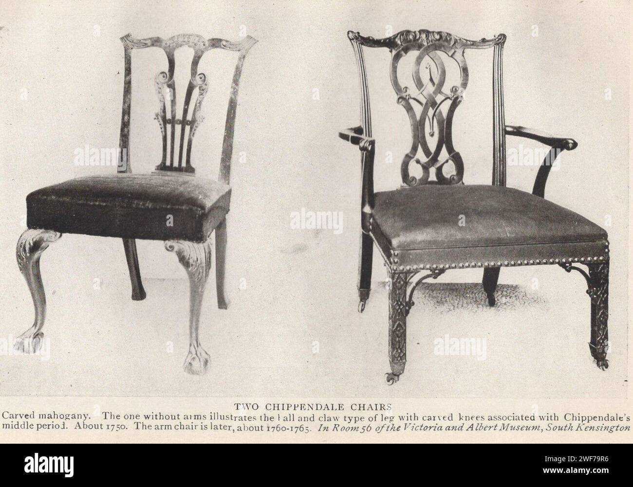 Der Möbelsammler : alte englische Möbel aus dem XVII & XVIII Jahrhunderte. Veröffentlicht im Herbert Jenkins Buch eine Einführung in die Studie der englischen Stile des 17. Und 18. Jahrhunderts von Edward W. Gregory mit 55 Illustrationen typischer Möbelstücke aus öffentlichen und privaten Sammlungen. Zwei Chippendale-Stühle. Geschnitztes Mahagoni. Das ohne Arme veranschaulicht die?all- und Klauenart des Beins mit geschnitzten Knien, die mit Chippendales Mittelperiode um 1750 assoziiert sind. Der Sessel befindet sich später, etwa 1760-1763, im Zimmer 56 des Victoria and Albert Museum in South Kensington Stockfoto