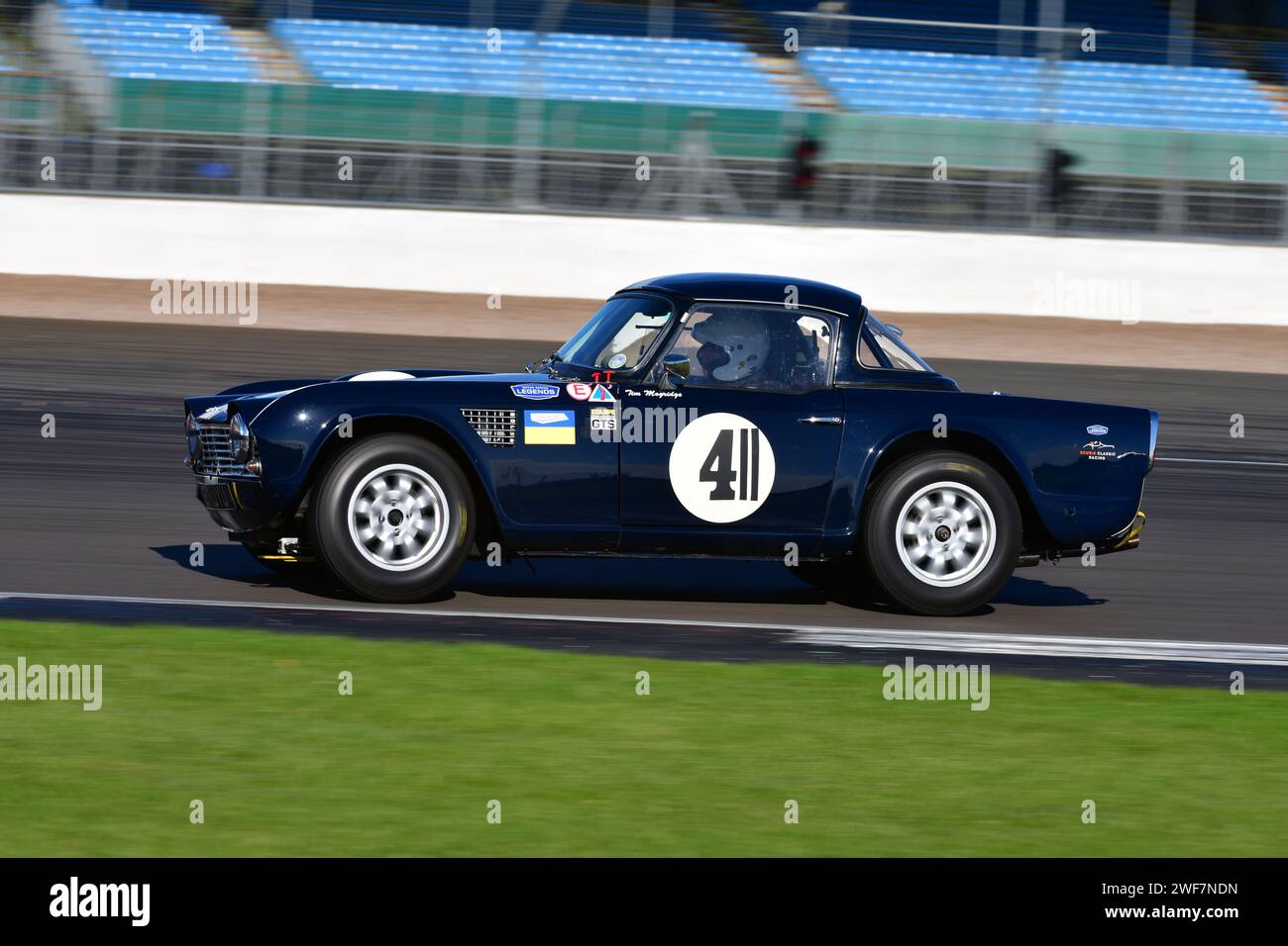 Tim Mogridge, Triumph TR4, HSCC Historic Touring Car Championship mit Ecurie Classic, HSCC Silverstone Finals, mehrere Klassifizierungen kombiniert Stockfoto