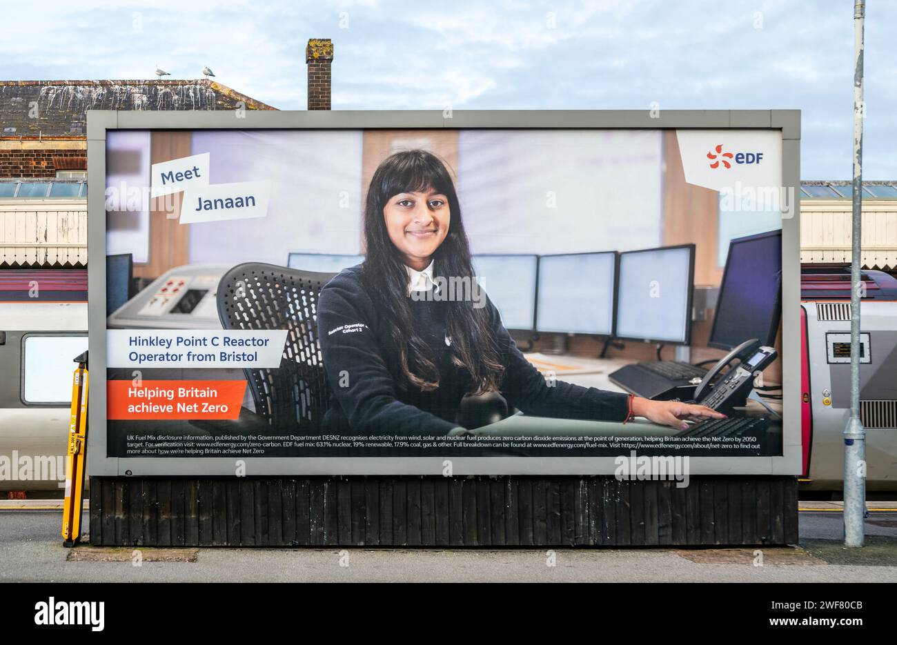 Hinkley Point C Kernkraftwerk Beschäftigung Werbetafel EDF Werbung für lokale Jobs, Taunton, Somerset, England, Vereinigtes Königreich Stockfoto