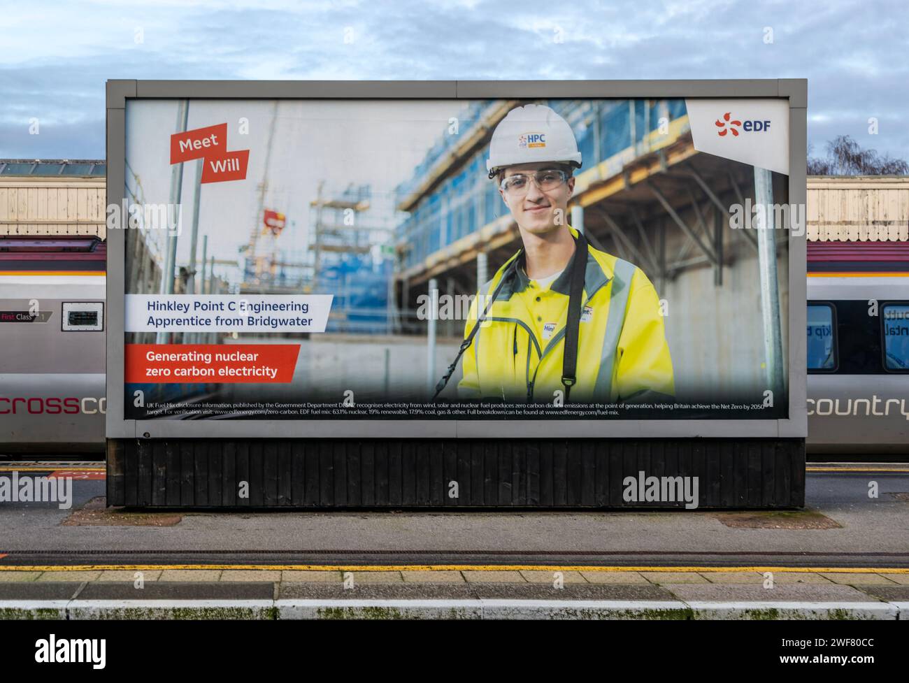 Hinkley Point C Kernkraftwerk Beschäftigung Werbetafel EDF Werbung für lokale Jobs, Taunton, Somerset, England, Vereinigtes Königreich Stockfoto