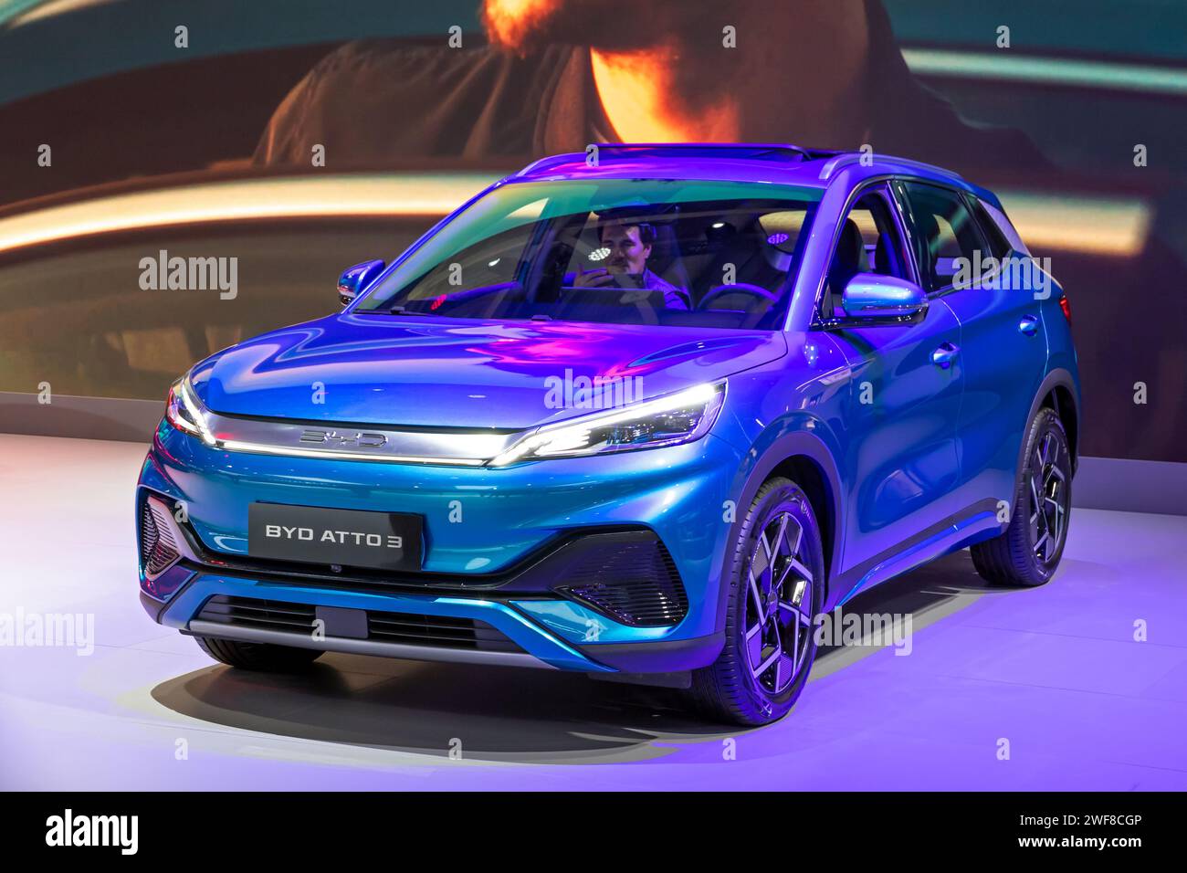 BYD Atto 3 vollelektrisches Auto, ausgestellt auf der Paris Motor Show, Frankreich - 17. Oktober 2022. Stockfoto