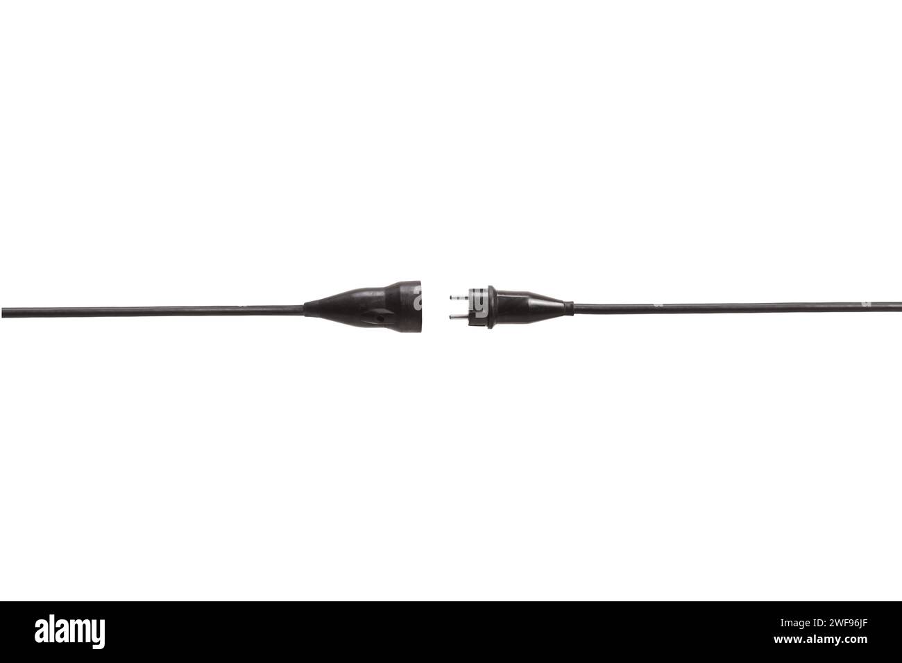 Elektrische Kabel mit Stecker und Steckdose isoliert auf weißem Hintergrund, Stockfoto Elektrische Kabel mit Stecker und Steckdose isoliert auf weißem Hintergrund, Stockfoto