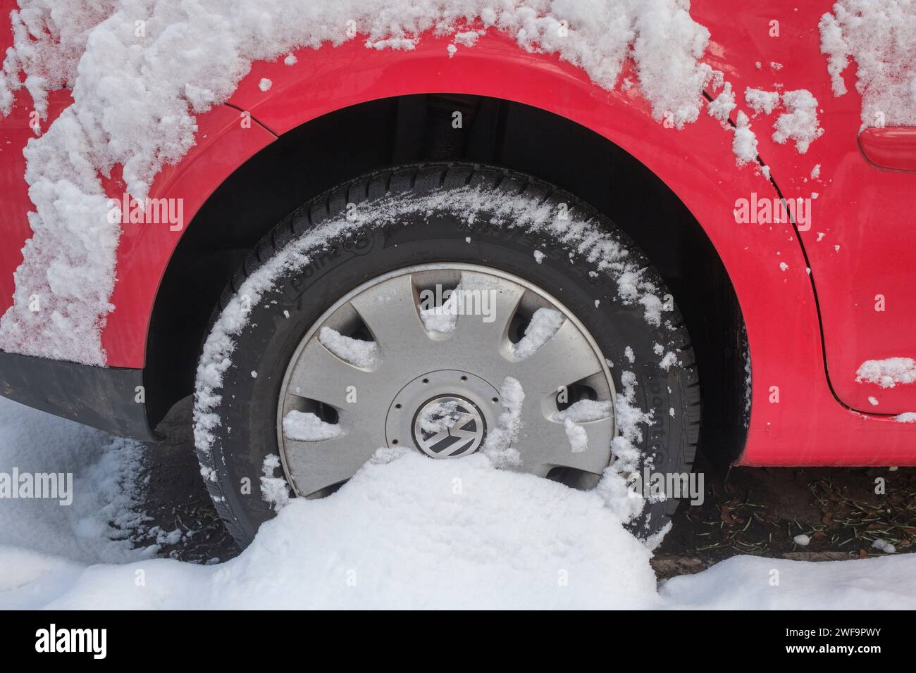 ar-Reifen im Schnee Stockfoto