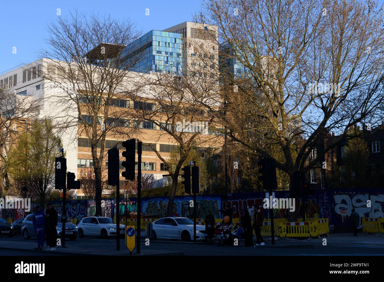 Das Royal London Hospital, Lehrkrankenhaus, London, Großbritannien. April 2023 Stockfoto