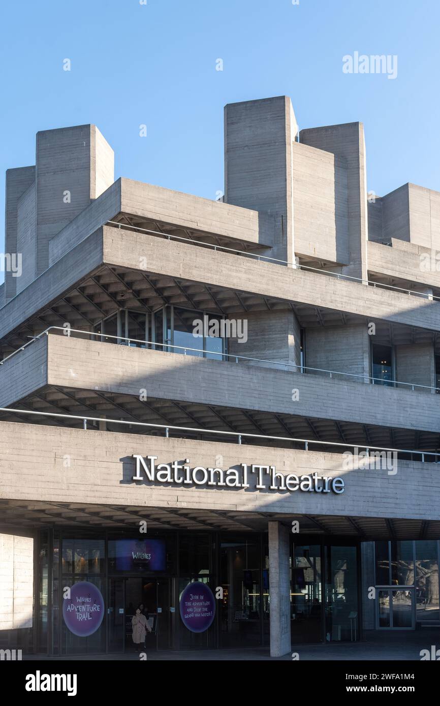 Das National Theatre in South Bank London, England, Großbritannien. Brutalistische Architektur. Stockfoto