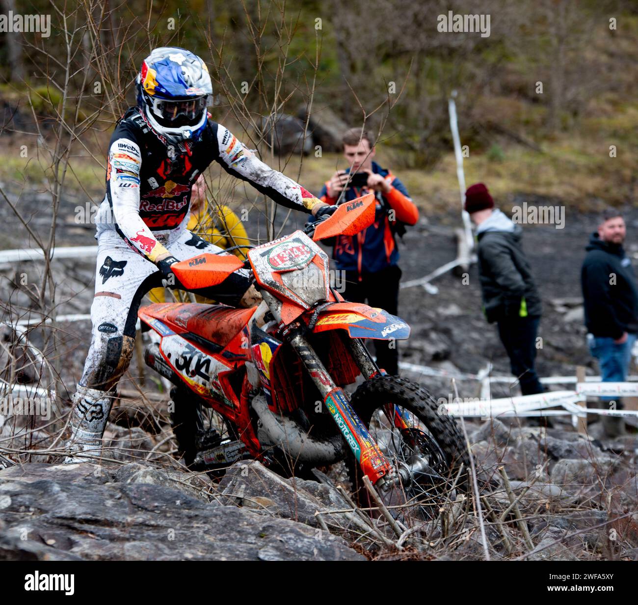 Die Valleys Xtreme Enduro in der Walters Arena in Neath, Südwales, ist auch Runde 2 der ACU British Extreme Enduro Championship 2024 Foto von Aled Hopkins Stockfoto