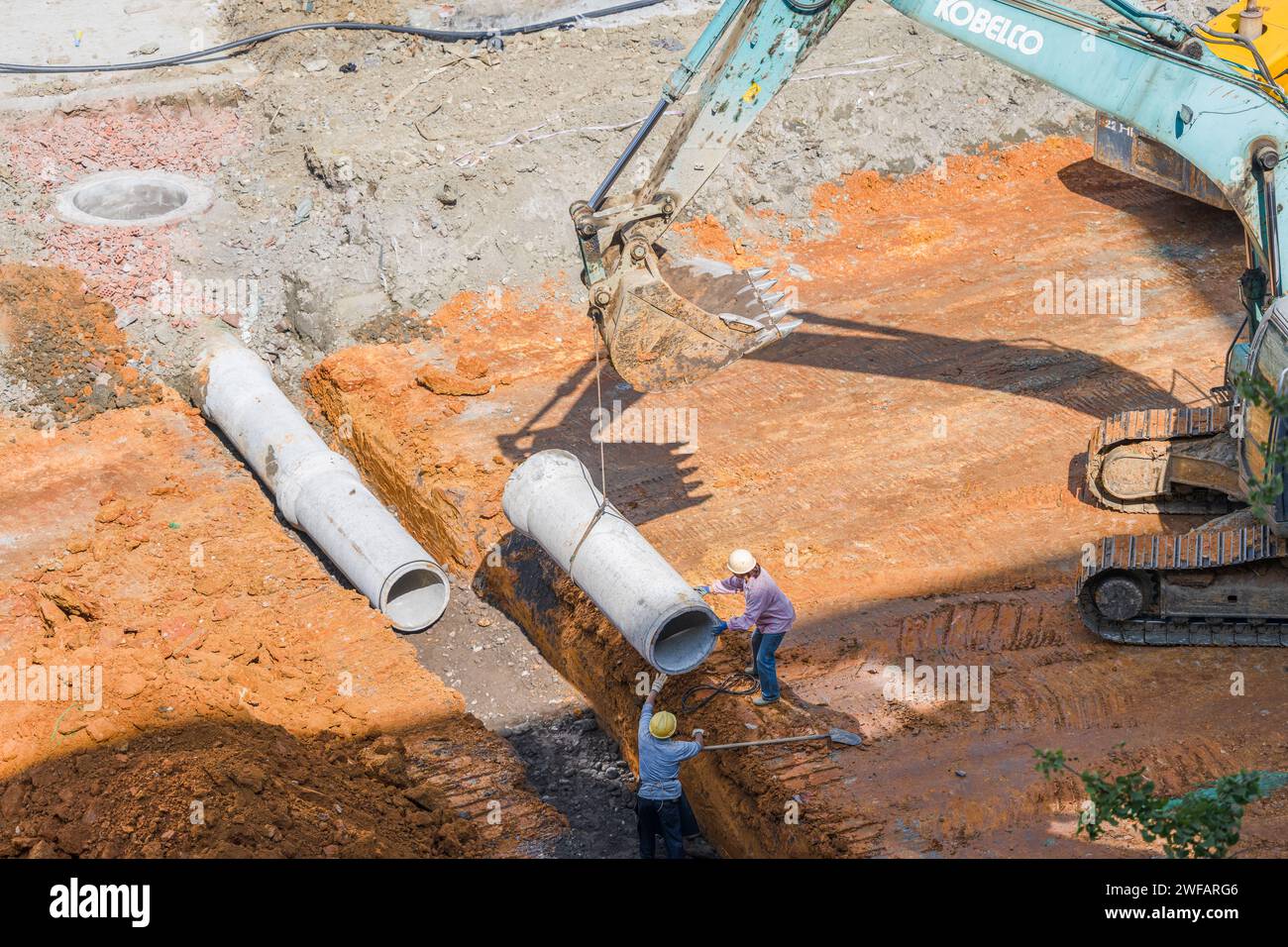 Laden und Entladen der Pipeline Stockfoto